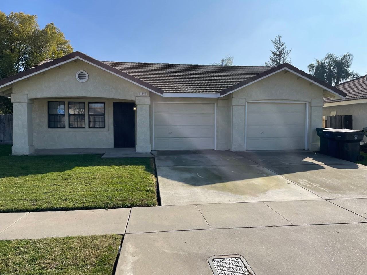 1947 Henshaw Ave - Photo 2 of 50