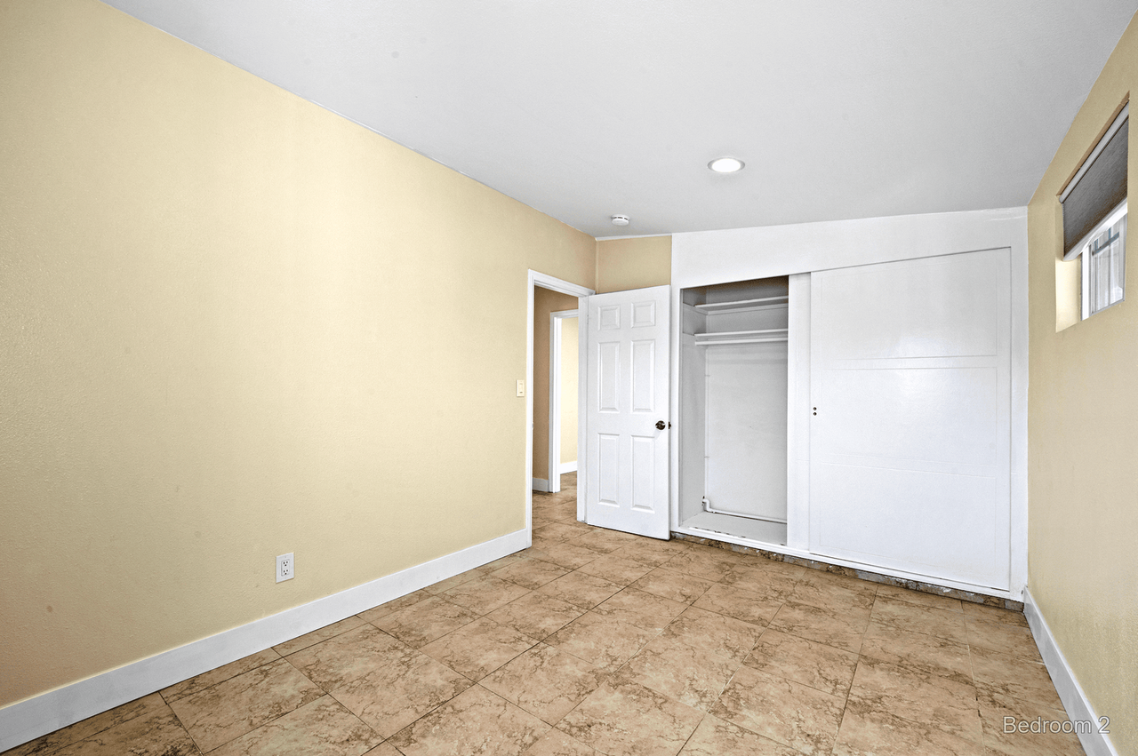 13701 Lanning St - Photo 3 of 28