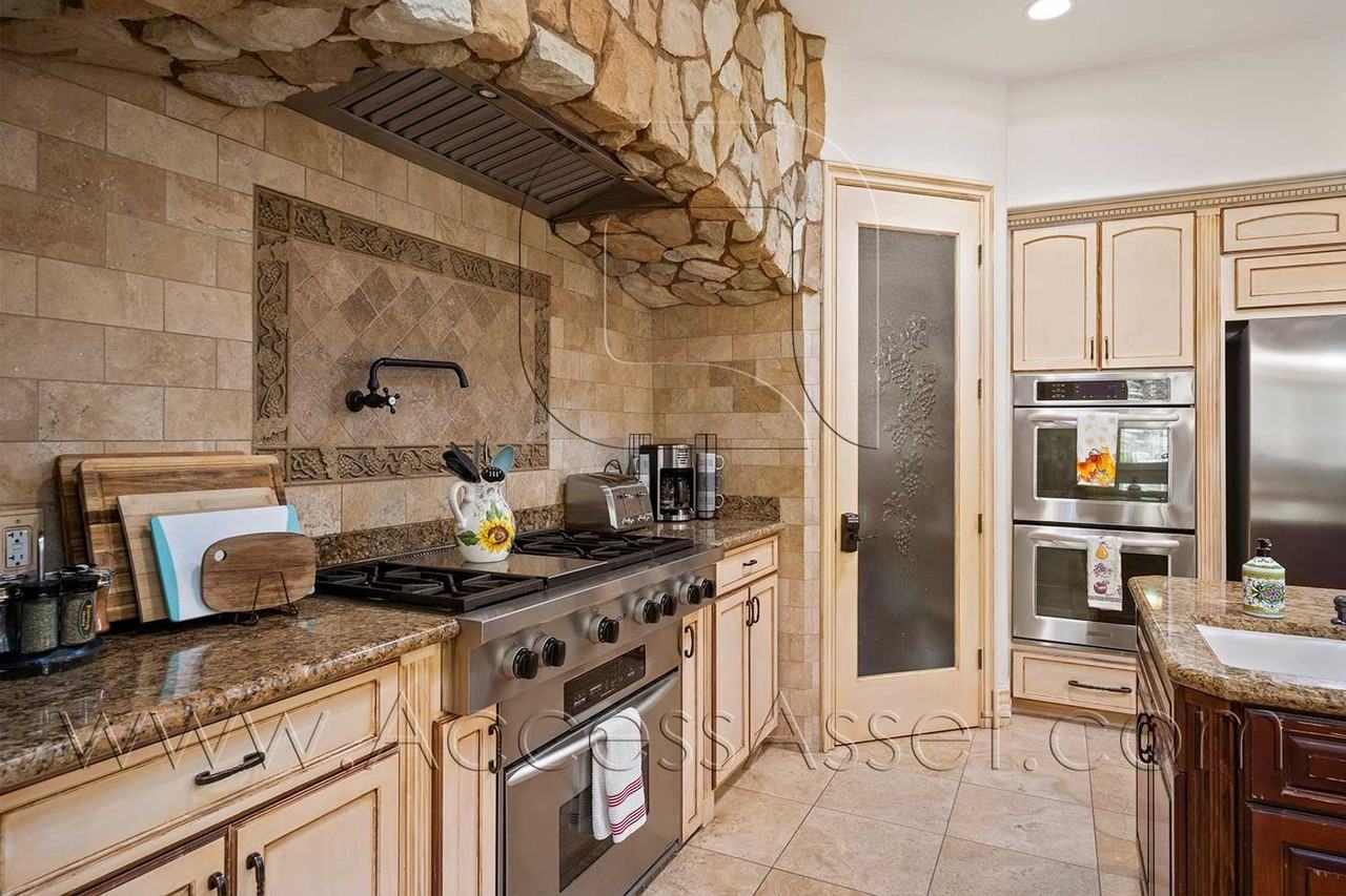 36320 Via El Pais Bonita - Photo 7 of 50