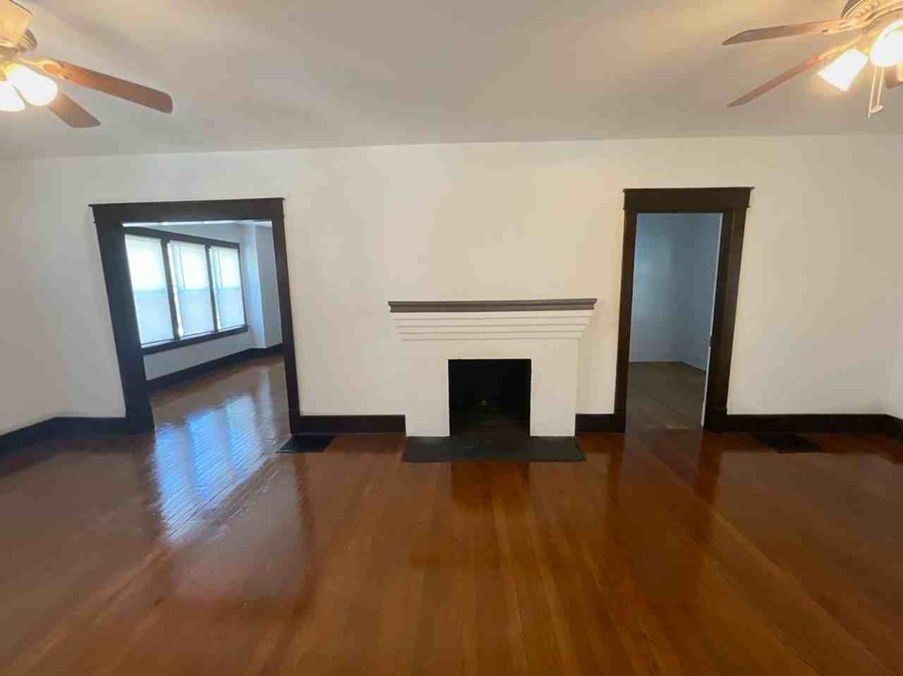 940 E Delmar St - Photo 2 of 14