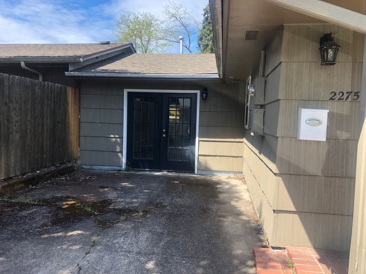 2275 Hideaway Ct - Photo 2 of 31