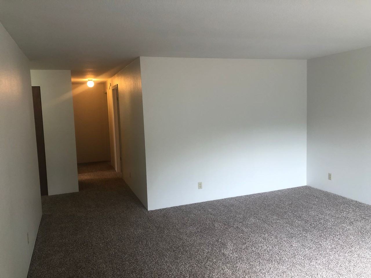 4548 Daisy St - Photo 5 of 25