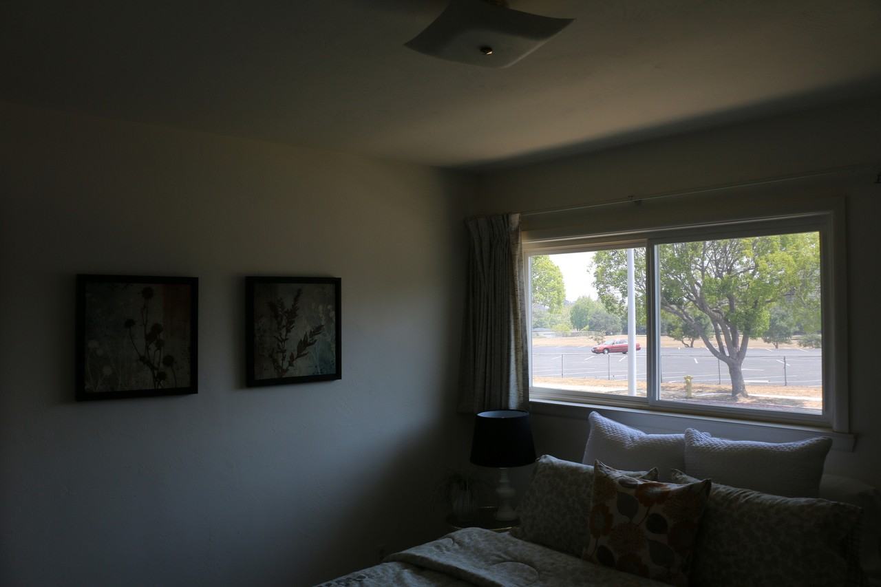 240 Daly Ave - Photo 7 of 33