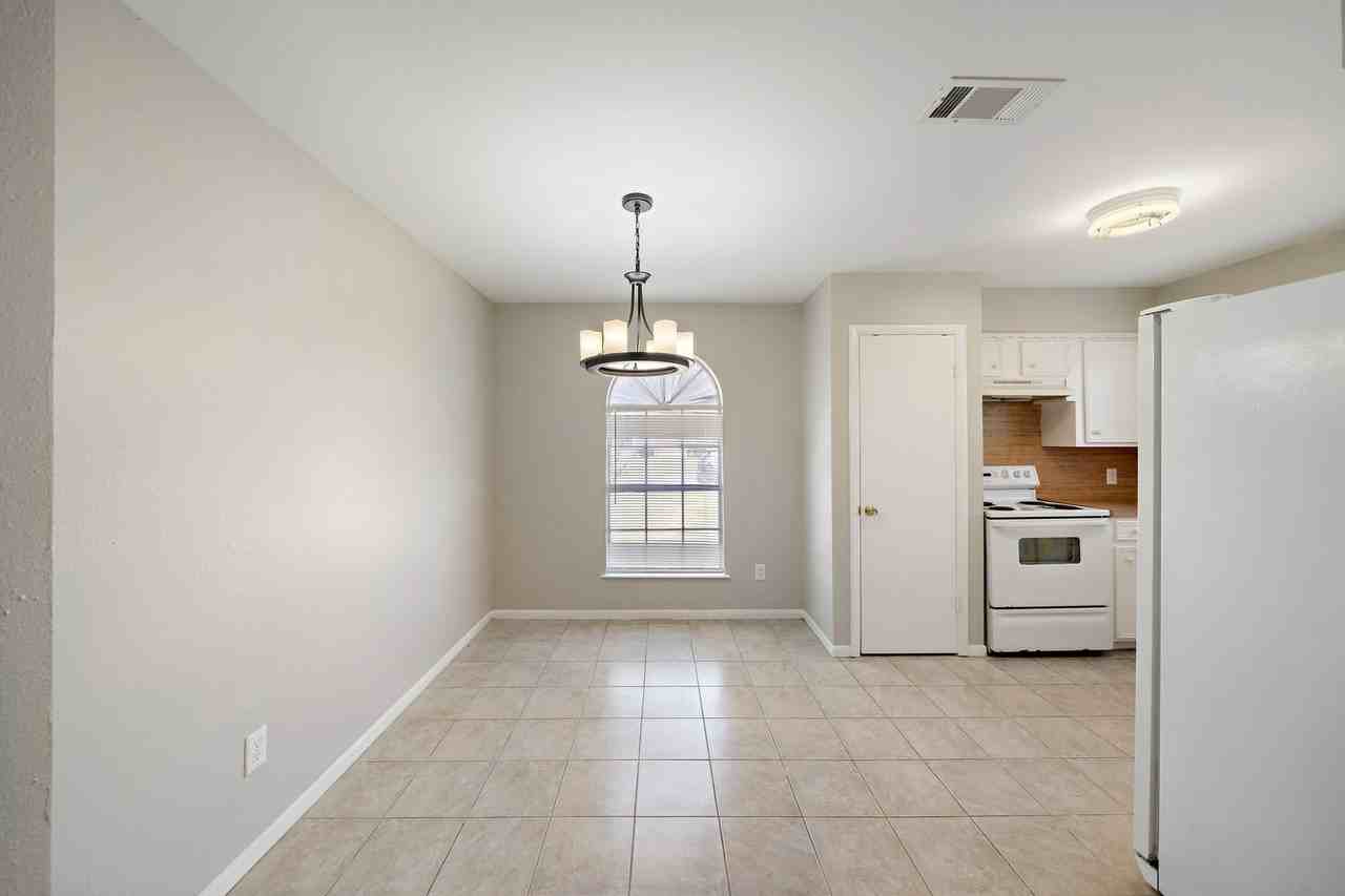 521 29th Ave N - Photo 3 of 12