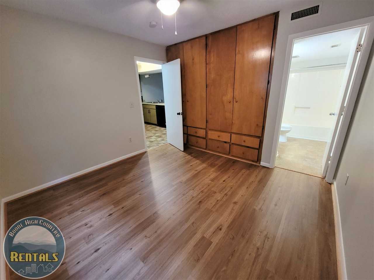 229 Kingswood Condo #26 - Photo 7 of 12