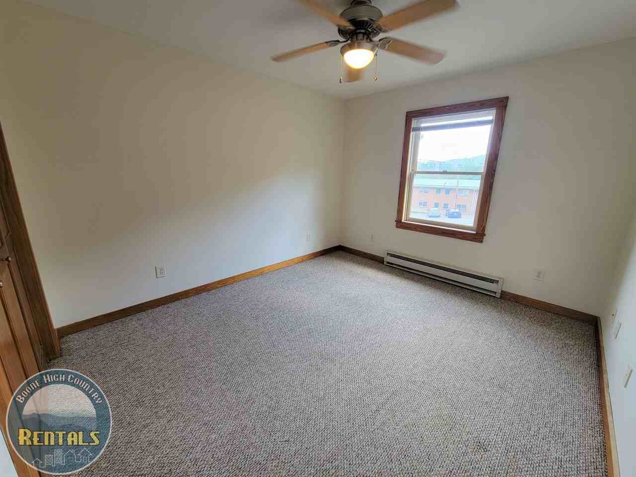 140 Faculty St - Photo 7 of 16