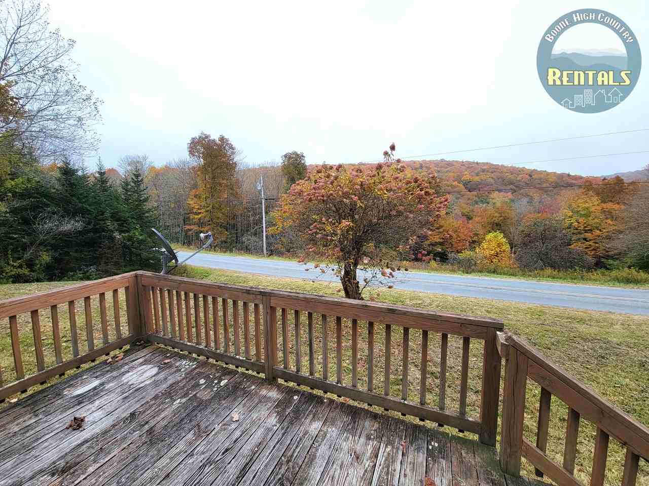 1387 Sugar Mountain 2 Rd - Photo 3 of 17