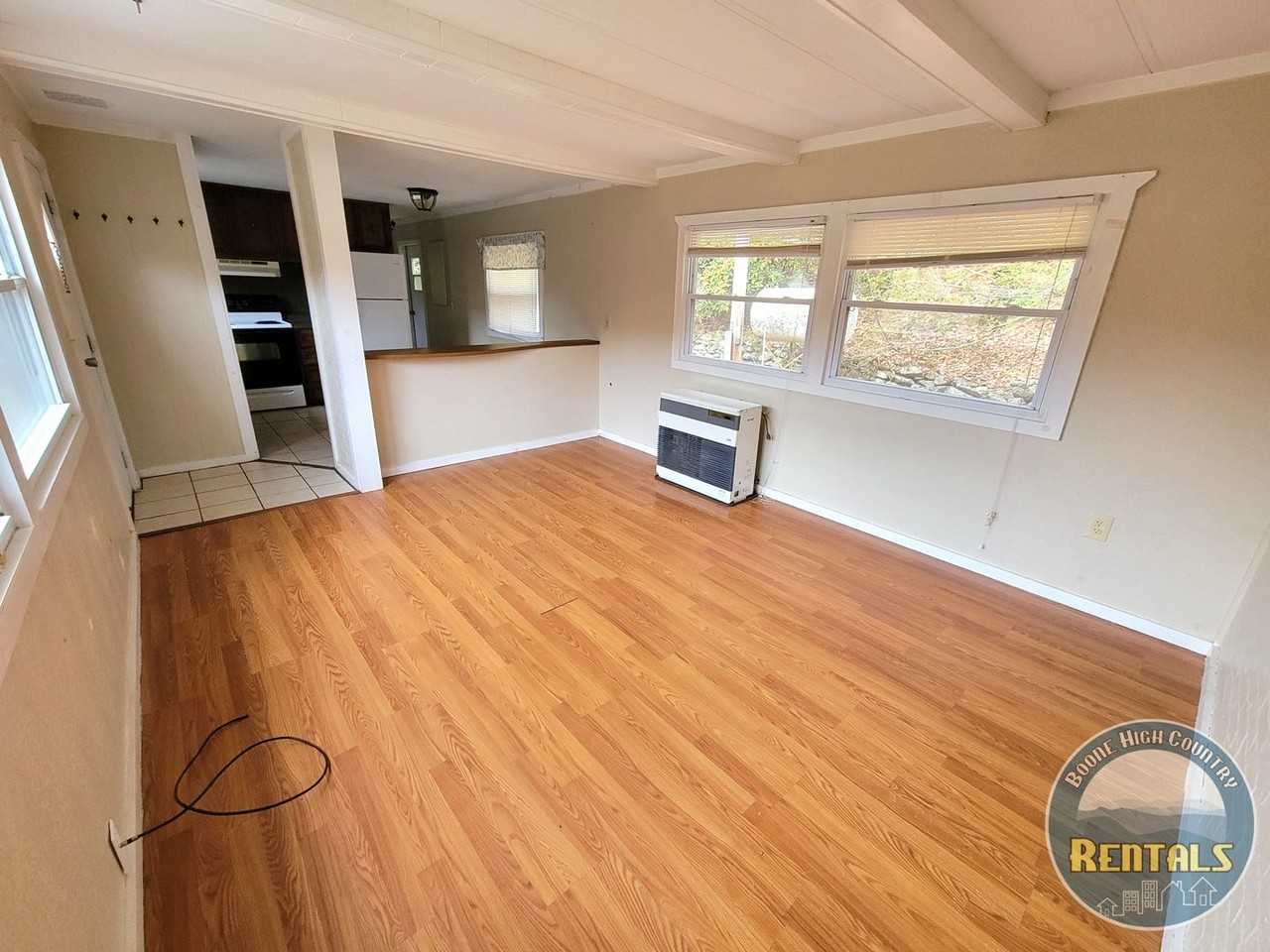 1387 Sugar Mountain 2 Rd - Photo 6 of 17