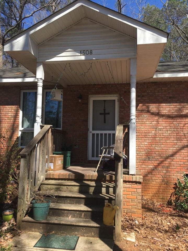 1508 Millbranch Dr - Photo 2 of 9