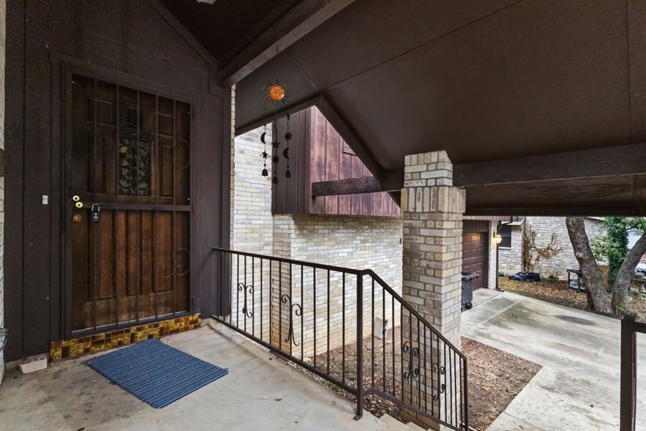 8519 Star Creek Dr - Photo 3 of 34