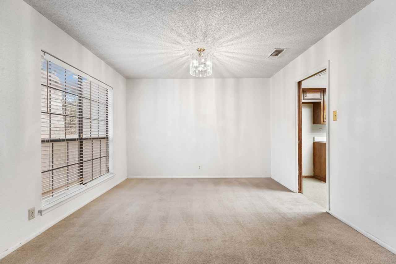 8519 Star Creek Dr - Photo 7 of 34