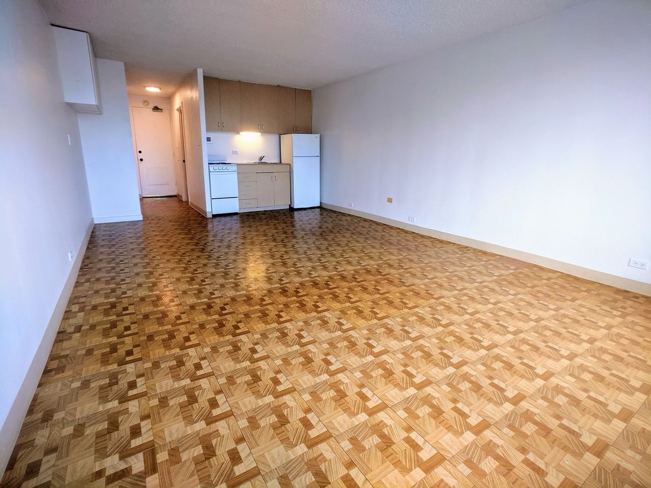 747 Amana St #1901 - Photo 2 of 8