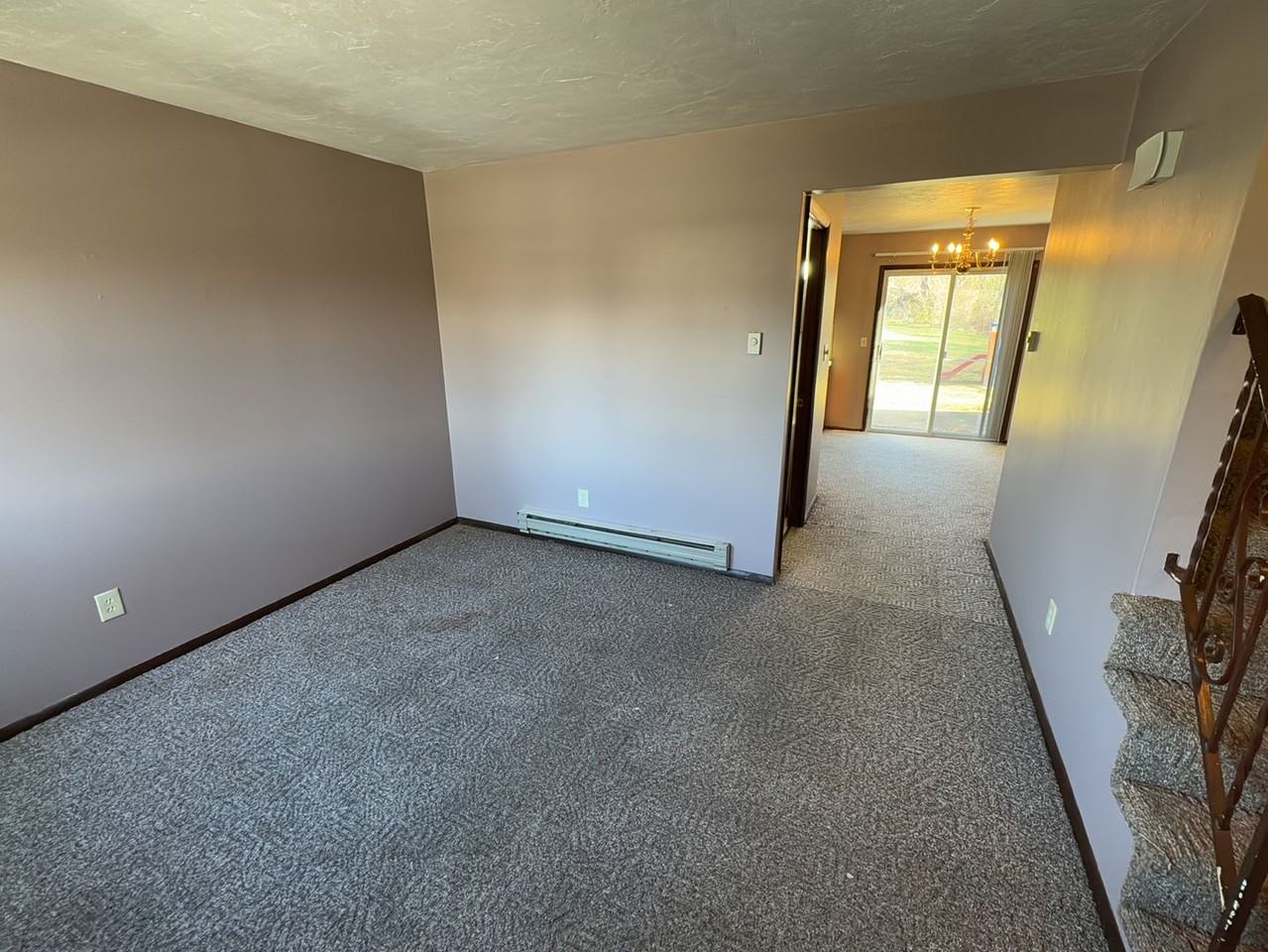 111 Keymar Dr - Photo 2 of 10