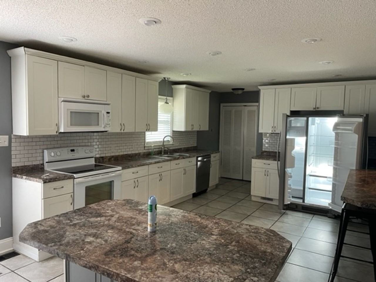 782 Museum Rd - Photo 4 of 24