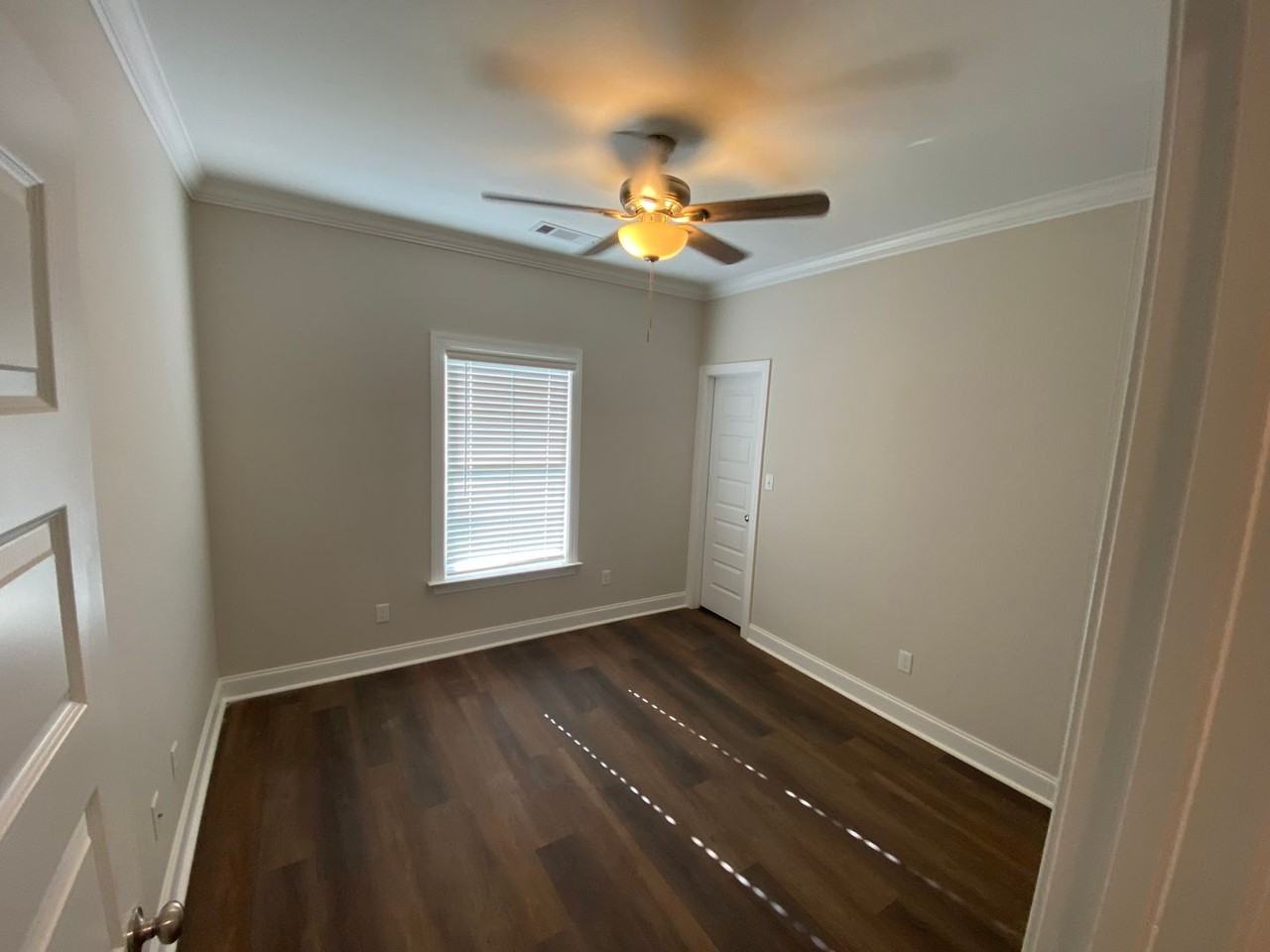 3430 Bellingham Ln - Photo 6 of 14