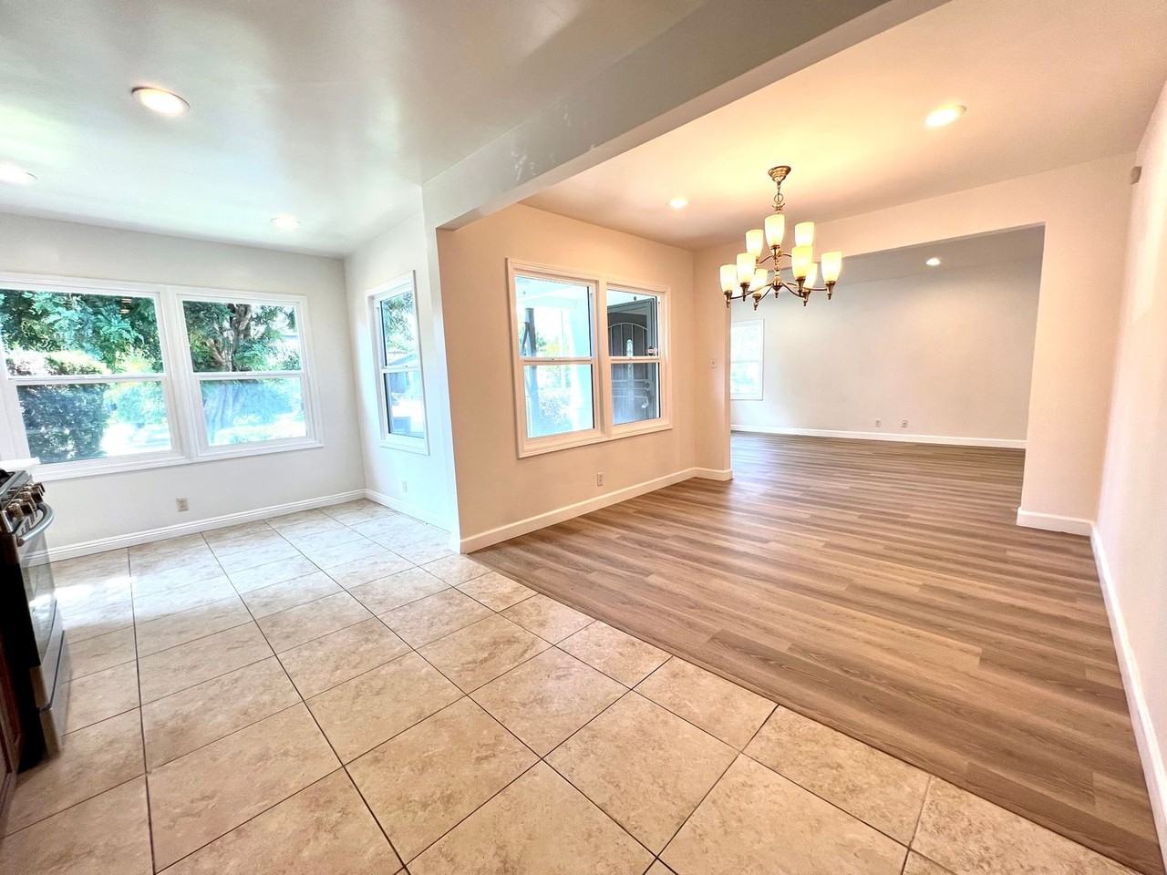 2756 Federal Ave - Photo 7 of 15