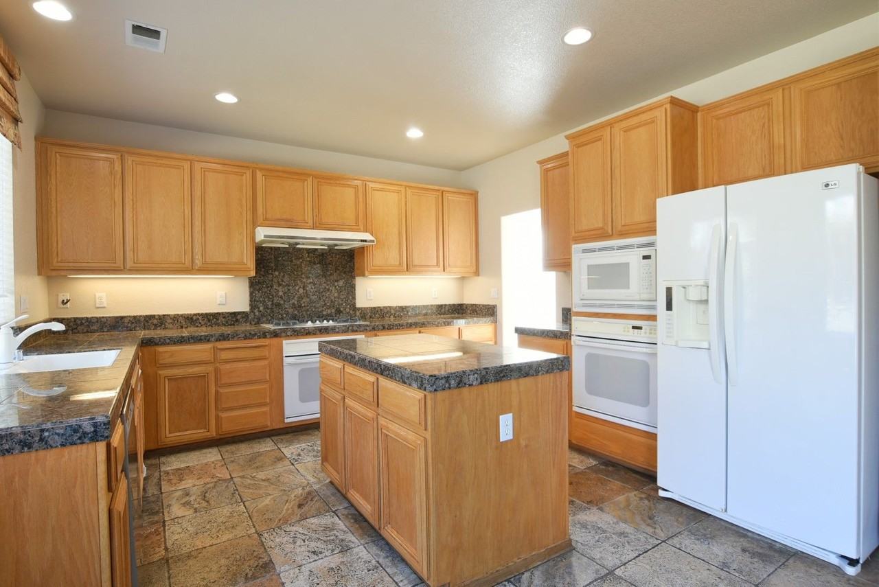 4070 Carracci Ln - Photo 7 of 24