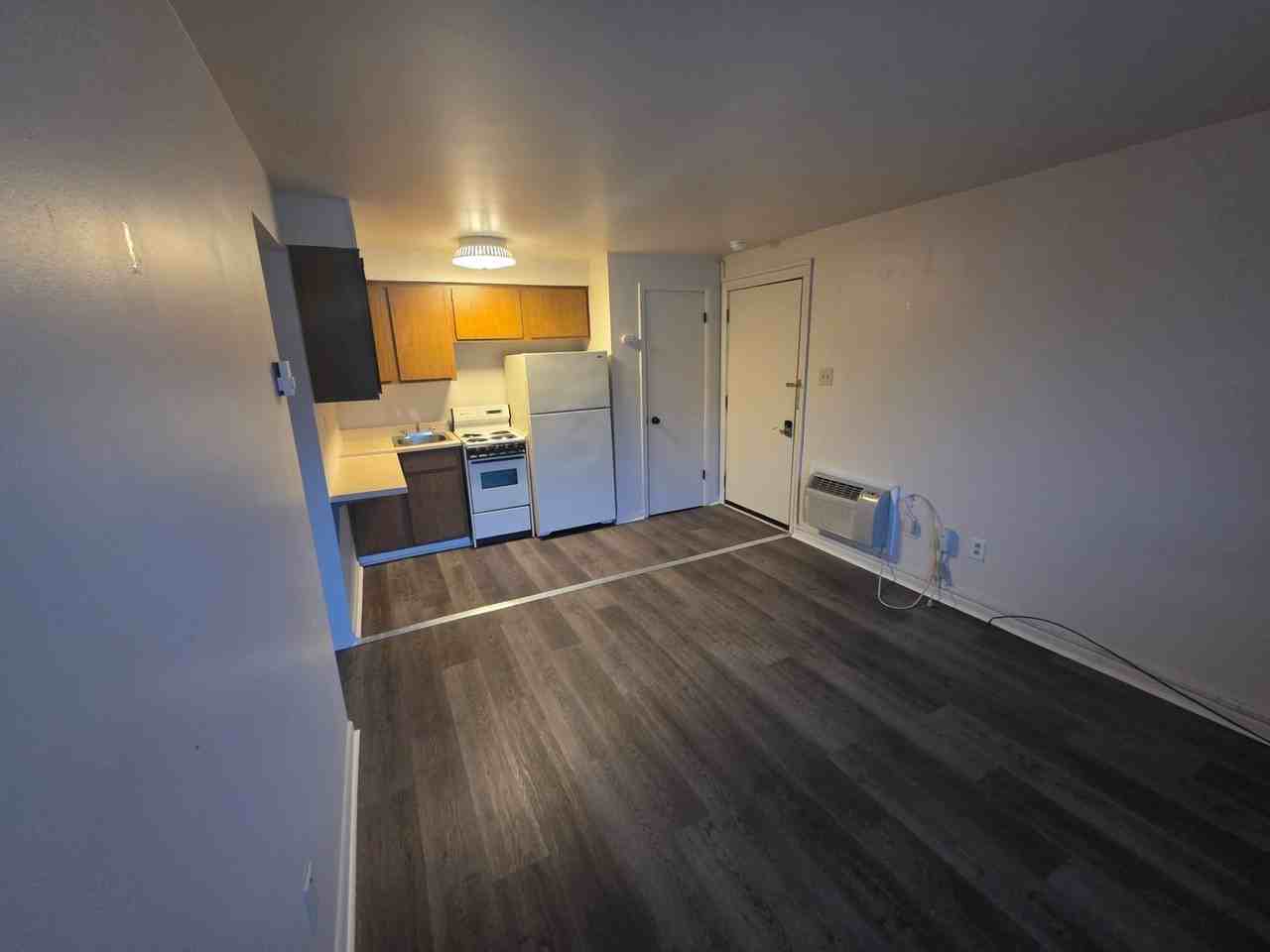 21 Lunar Ln - Photo 4 of 15