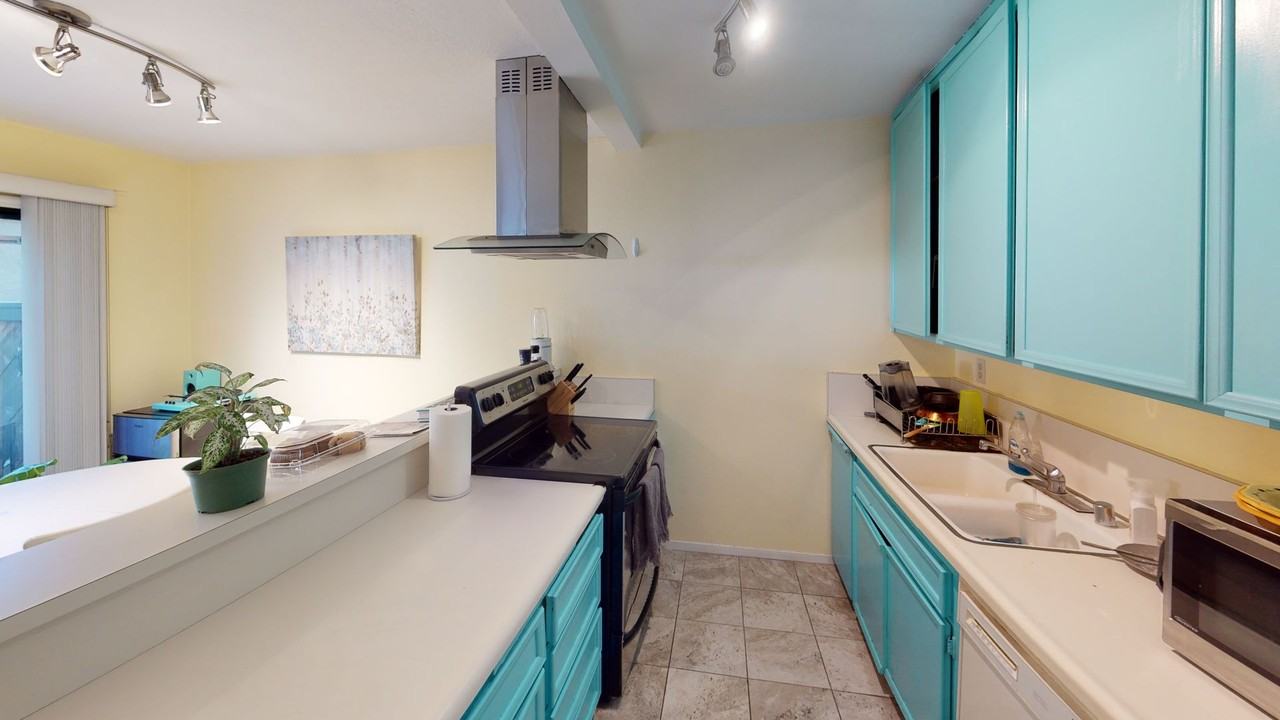 570 Peach St #35 - Photo 7 of 14