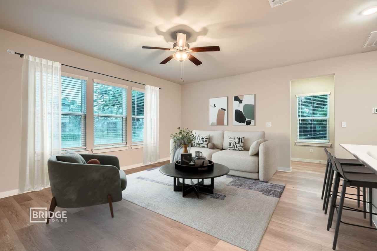 367 Huisache St - Photo 6 of 15