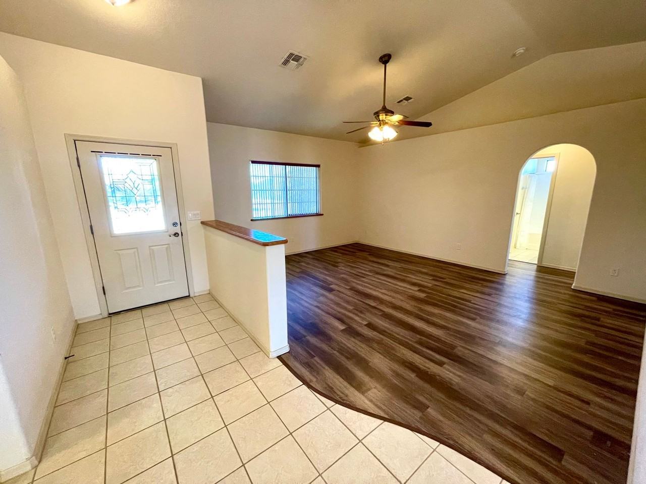 3854 N Diamond Dr - Photo 4 of 33