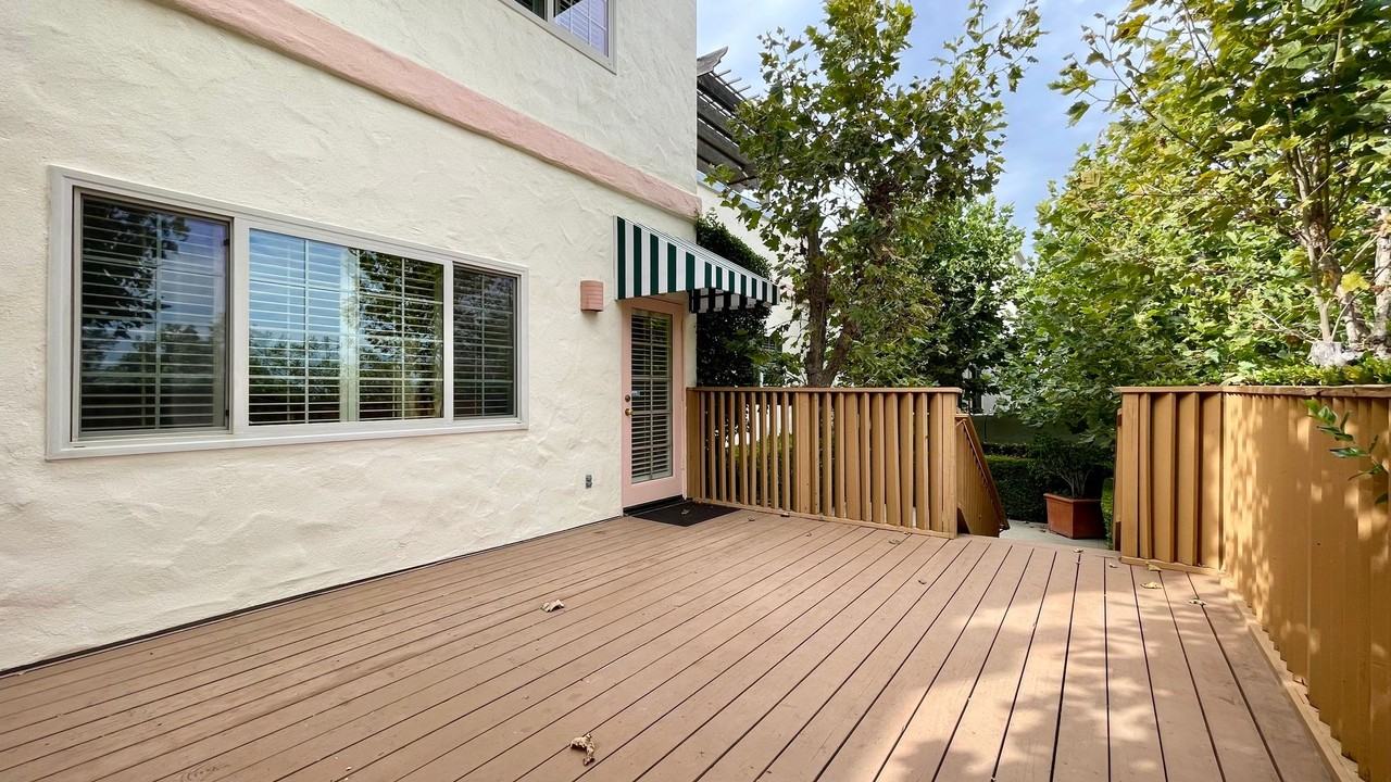 585 Bluerock Dr - Photo 6 of 22