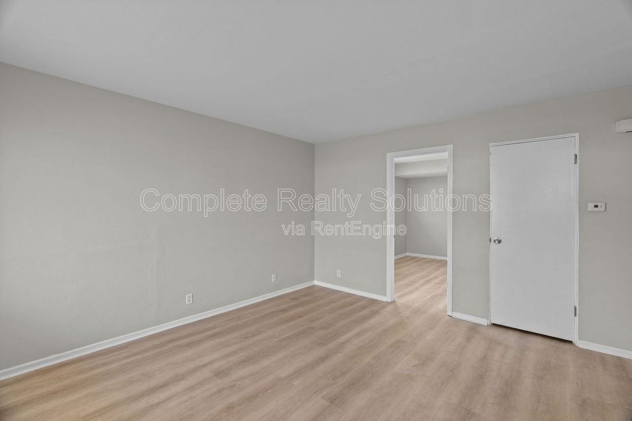 10602 Moidart Cir - Photo 7 of 31