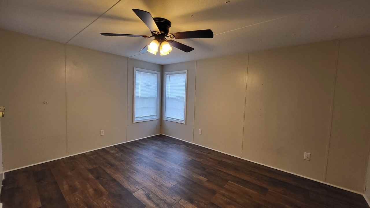 331 Alvin Rd - Photo 6 of 10