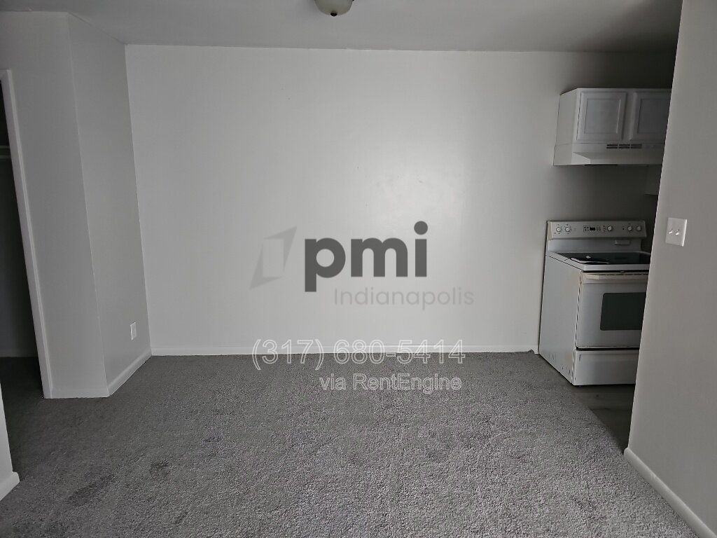 6220 E 11th St #108 - Photo 3 of 11