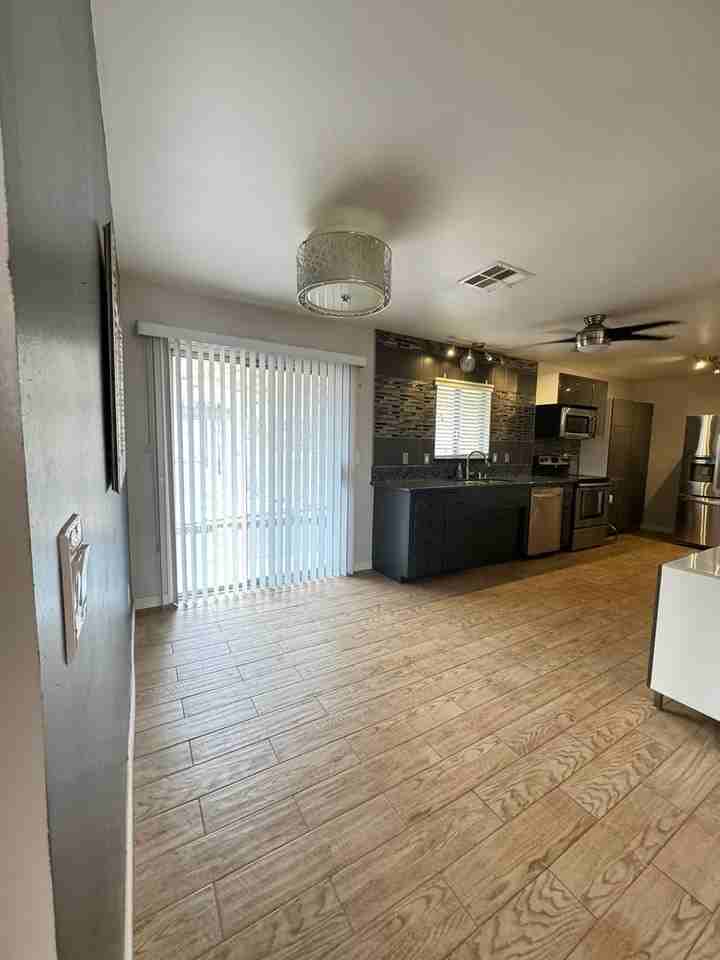 49140 Cedar Dr - Photo 4 of 24