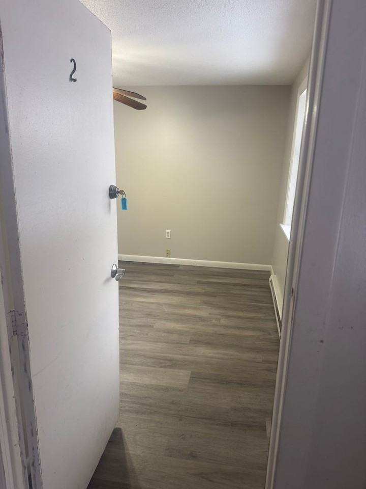 59 College Hwy #2 - Photo 3 of 8