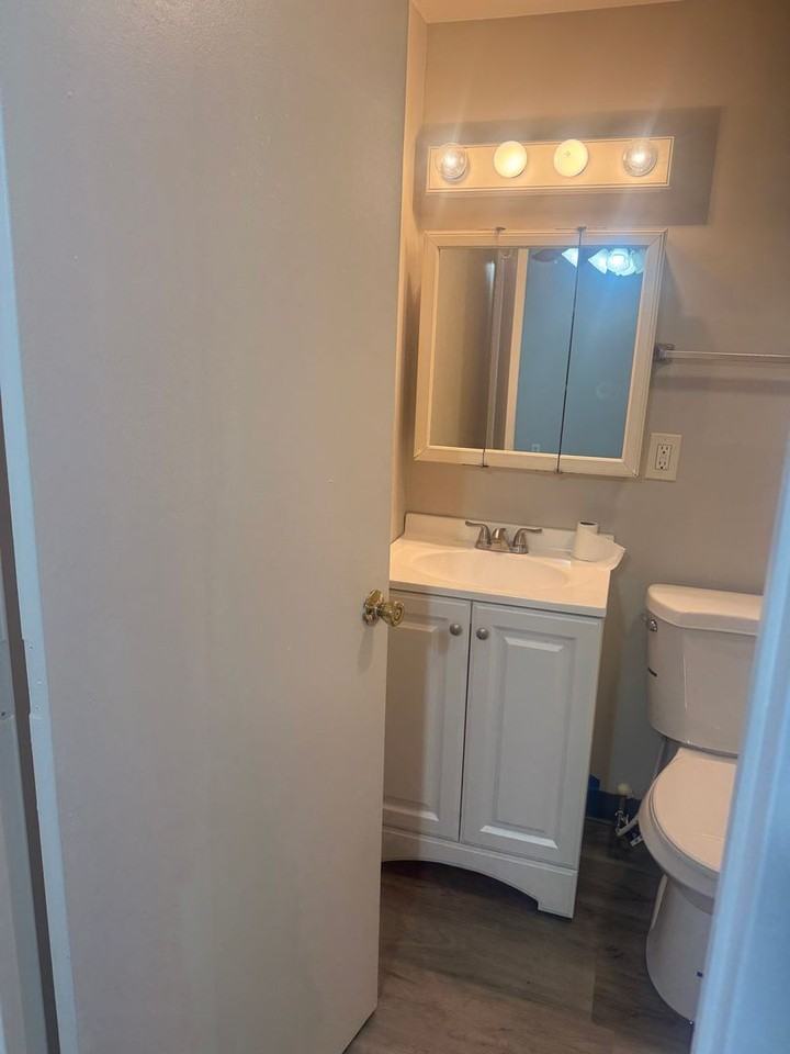 59 College Hwy #2 - Photo 5 of 8