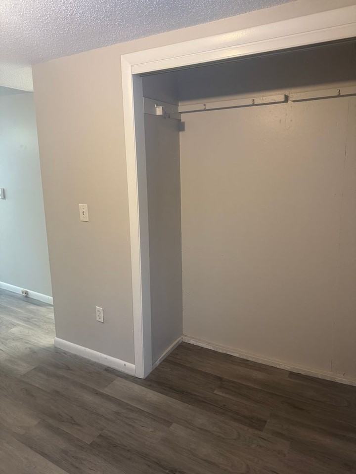 59 College Hwy #2 - Photo 7 of 8