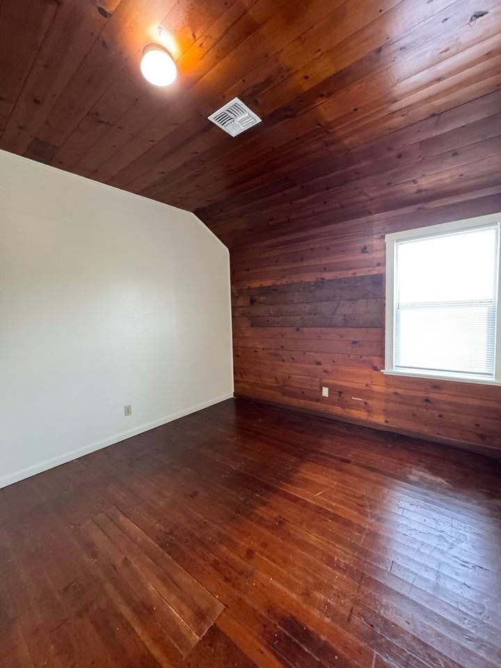 328 Star Bend Rd - Photo 3 of 7