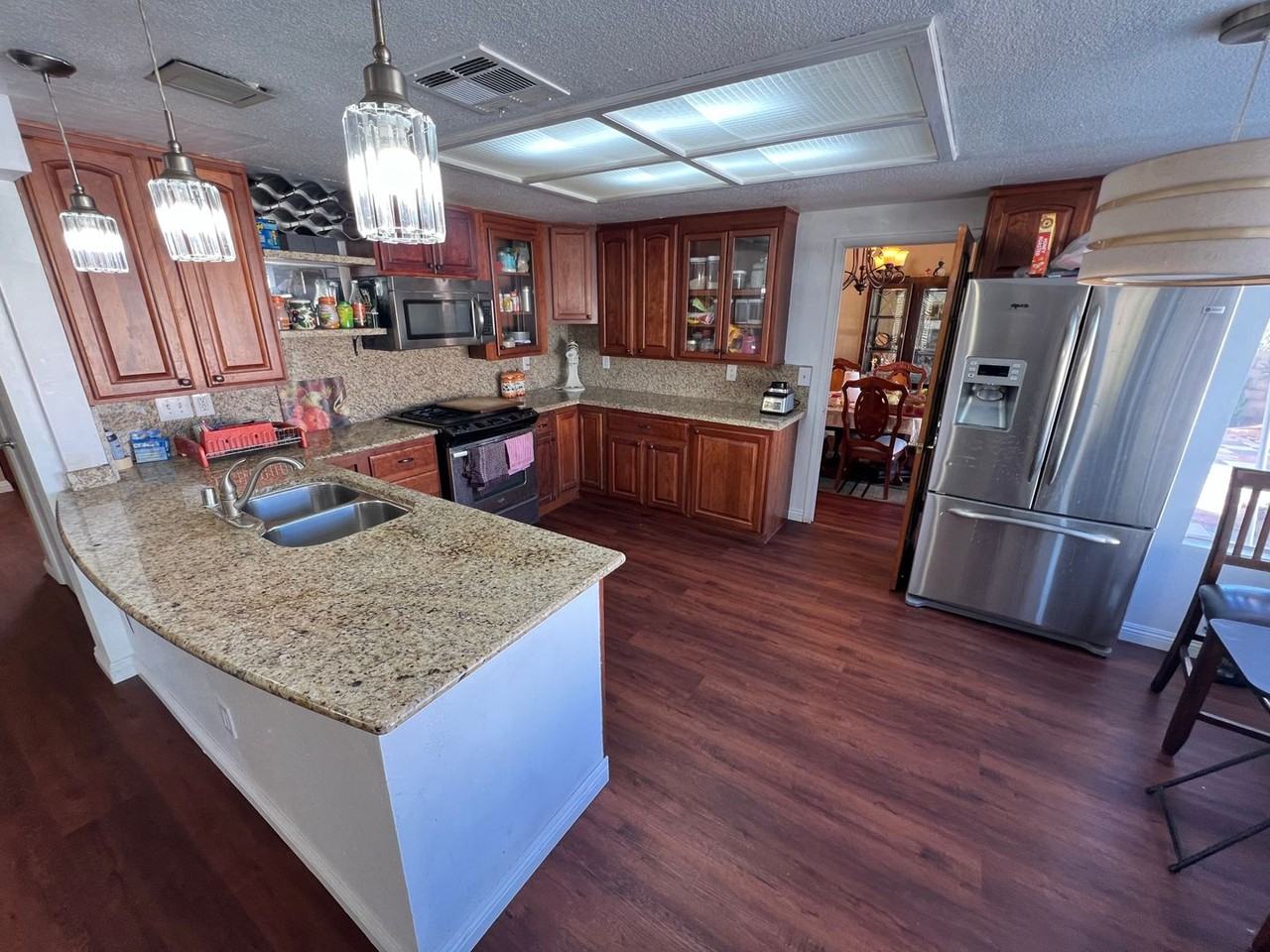6776 Quinella Dr - Photo 3 of 24