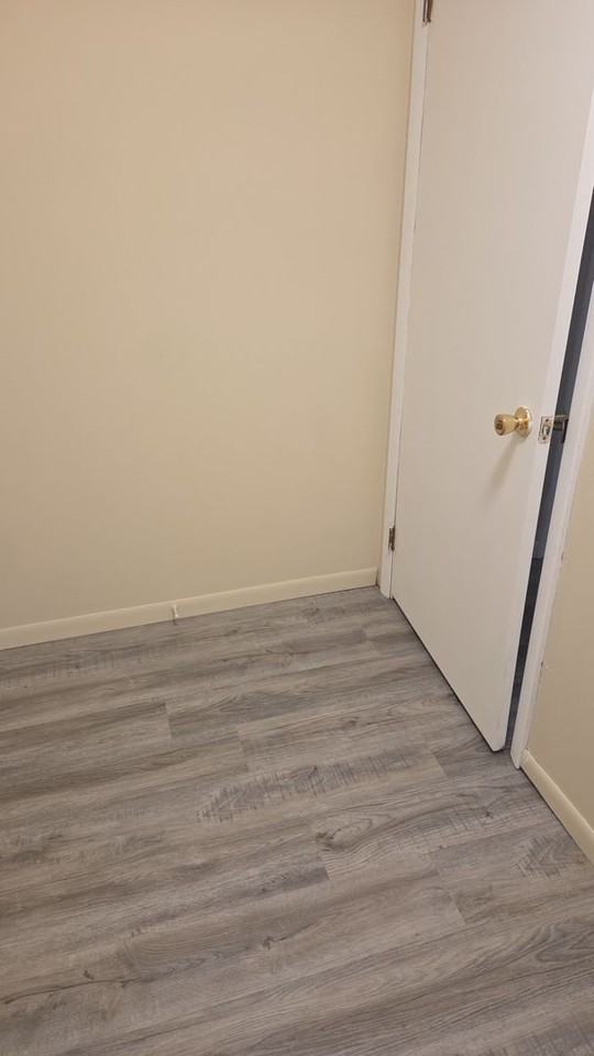 1028 S Lincoln Rd - Photo 2 of 23