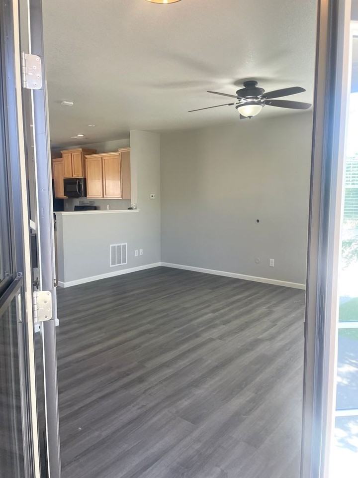 24708 E Layton Pl - Photo 3 of 25