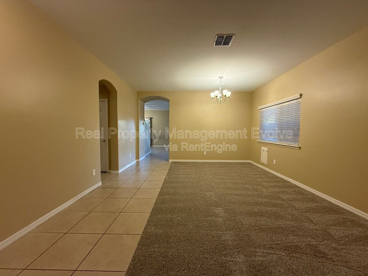 42239 N Wollemi St - Photo 3 of 46