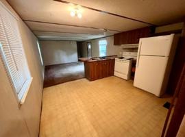 featured image of 3785 Arnall Dr