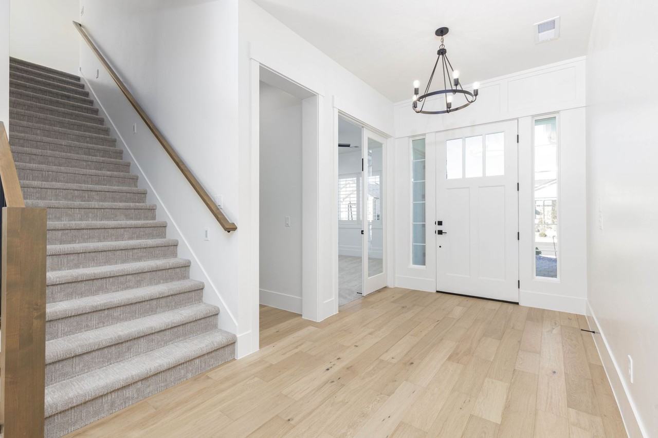 5245 W 1930 S - Photo 5 of 50