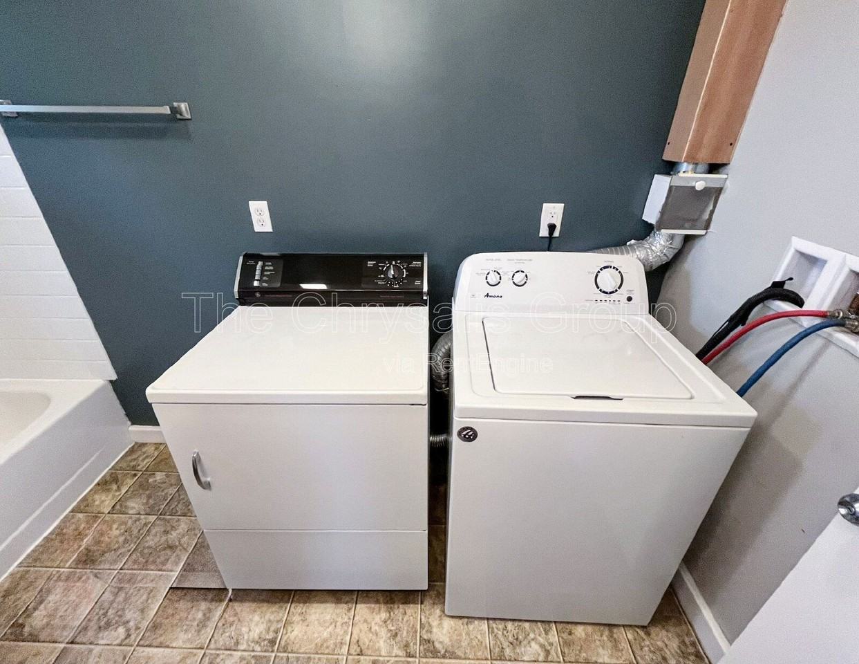 1400 Kansas St #A - Photo 4 of 15