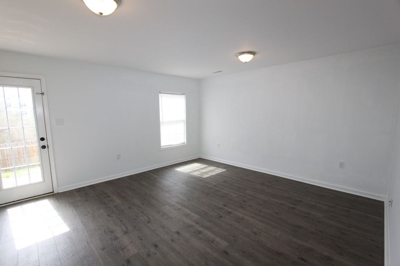 57 Battalion Ct - Photo 3 of 23