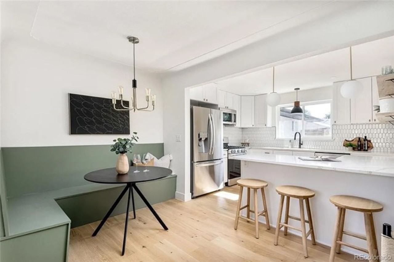 3308 Jasmine St - Photo 3 of 21