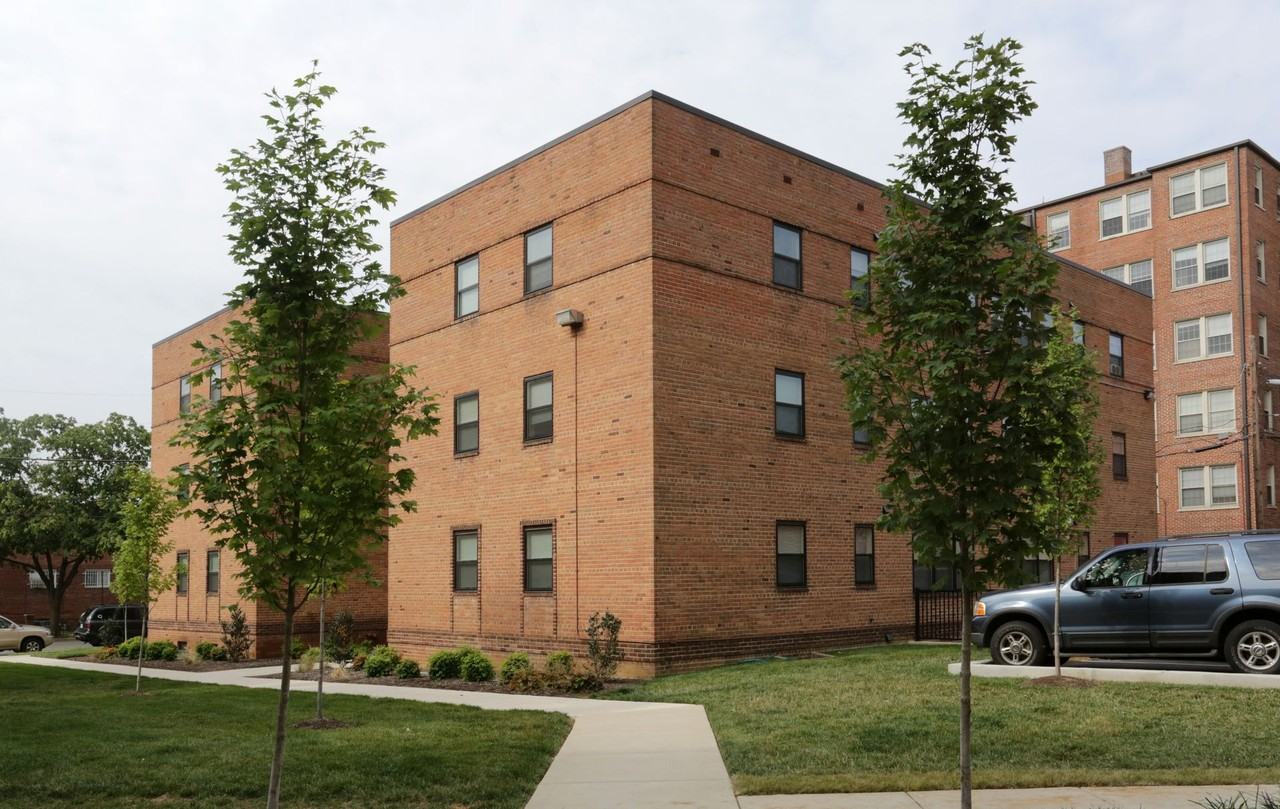 Takoma Flats - Photo 2 of 15