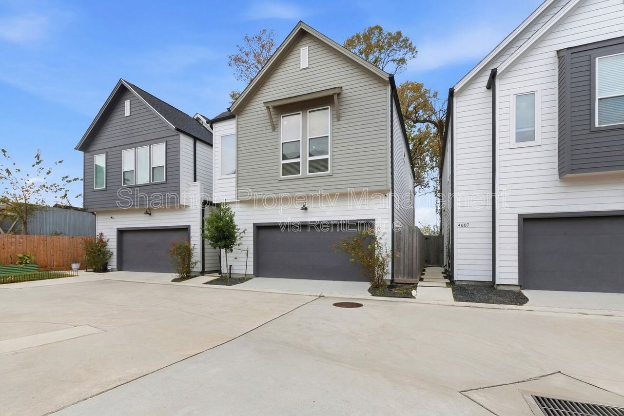 4605 Lavatera St - Photo 2 of 41