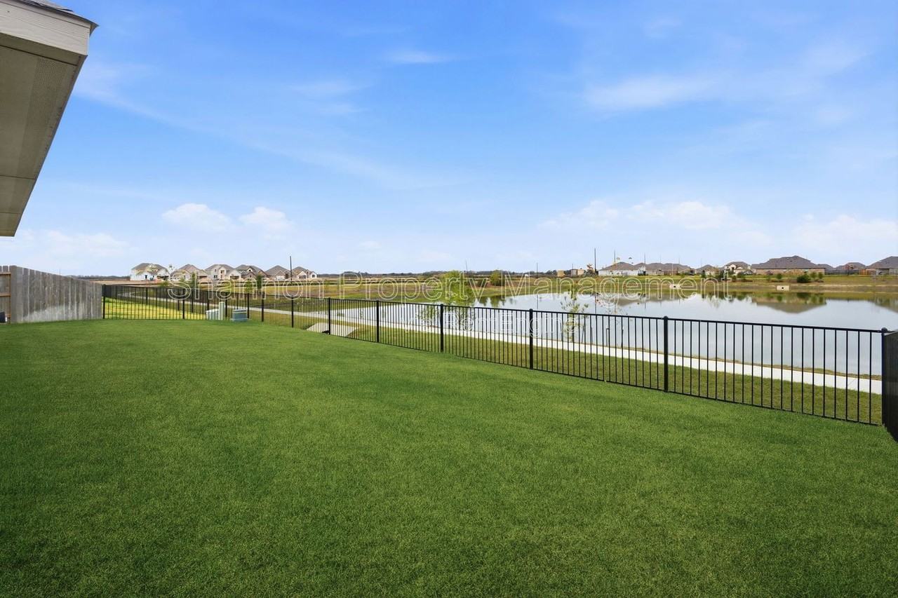 5434 Still Meadow Ln - Photo 6 of 43