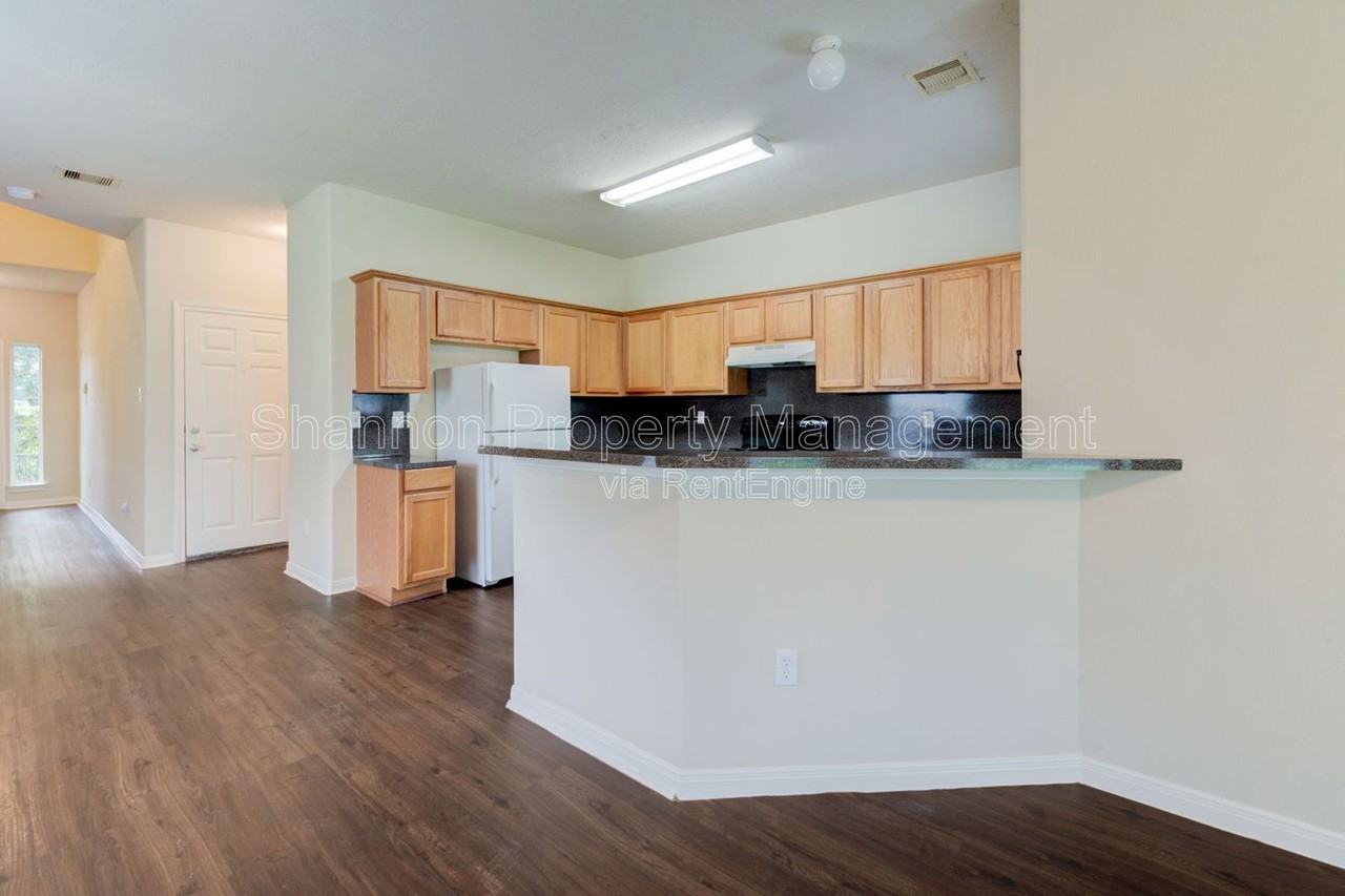 9606 Ashville Dr #B - Photo 7 of 21