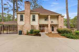 featured image of 12635 Ivyforest Dr