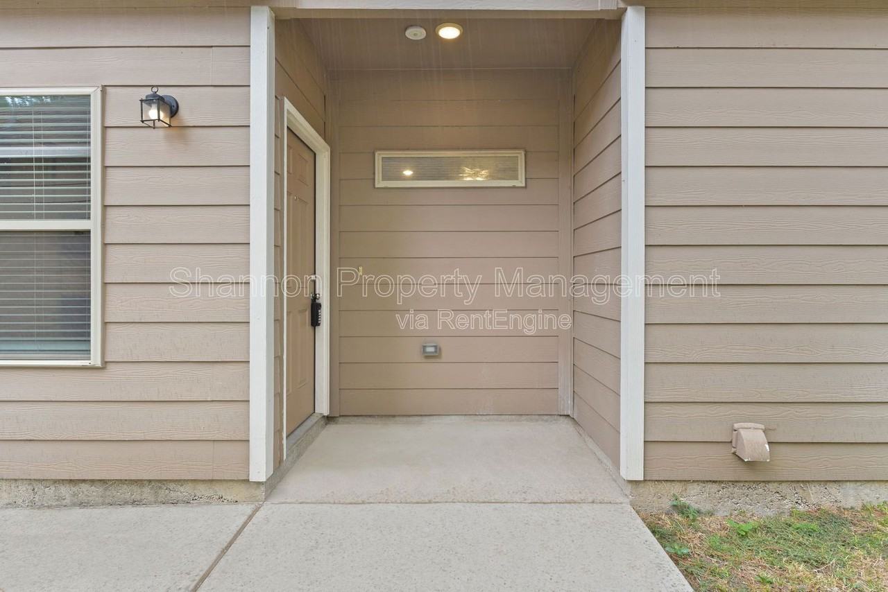 9650 Warm Spg - Photo 4 of 29