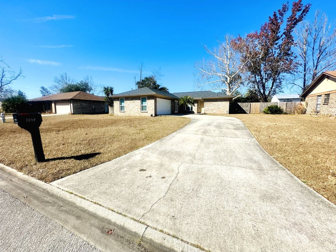 2658 Shannon St - Photo 2 of 27